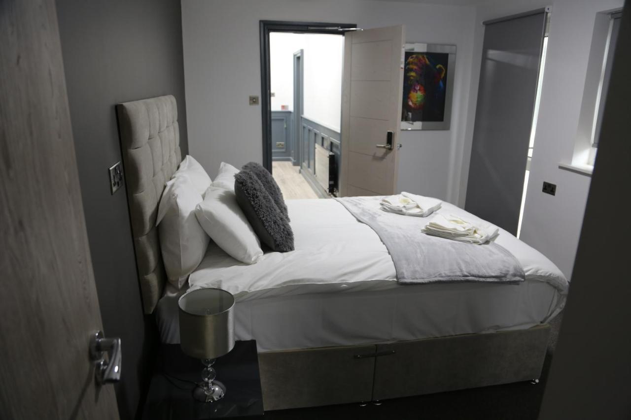 Park City Suites Hotel Manchester Exterior foto